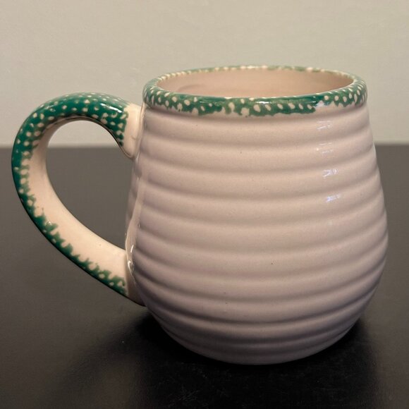 Set of 2 Red Apple w/ Green Spongeware Ribbed Off-White Ceramic Mugs ~ Rustic - Picture 3 of 9